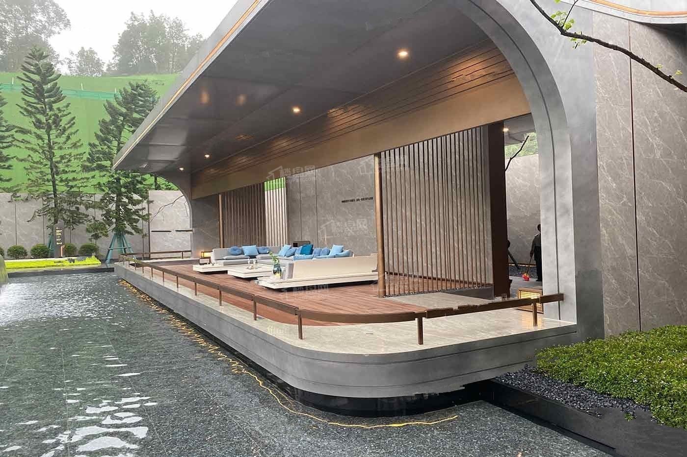 招商渝天府实景图