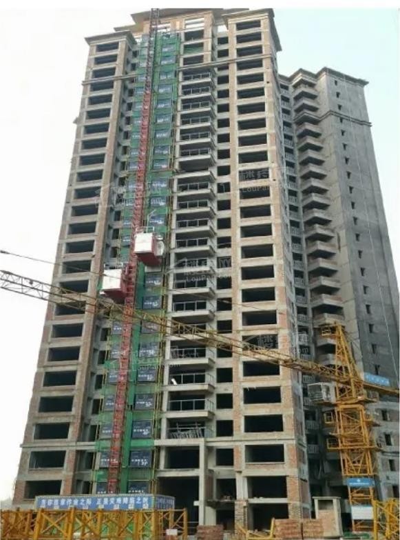 8号楼 主体封顶，砌体2-25层施工完成（2021.12.30摄）
