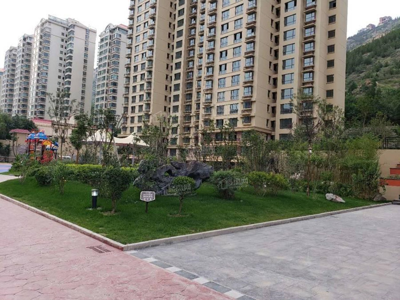 兰雅星河湾实景图