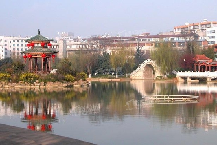 亚龙广场配套图