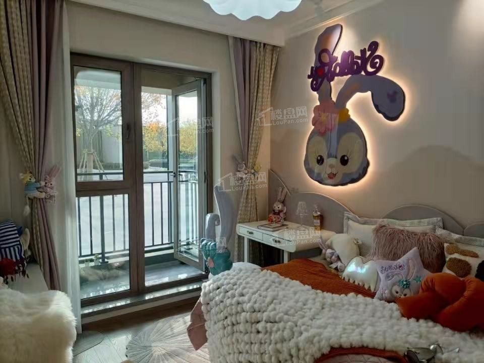 旭辉·首府铂辰时代实景图