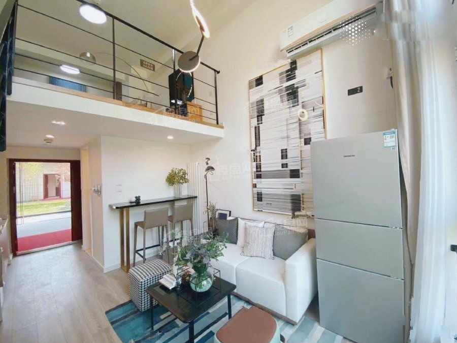 未来城商铺样板间