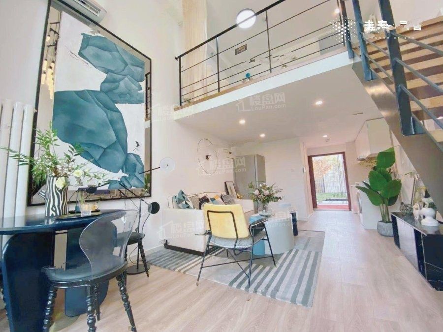 未来城商铺样板间