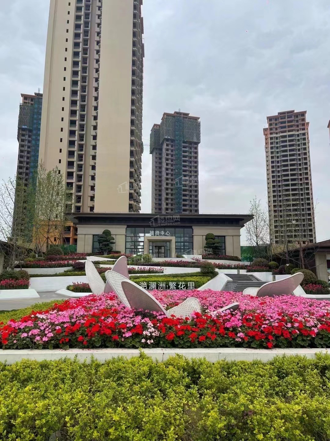 乐山滟澜洲繁花里效果图_实景图_样板间-乐山楼盘网