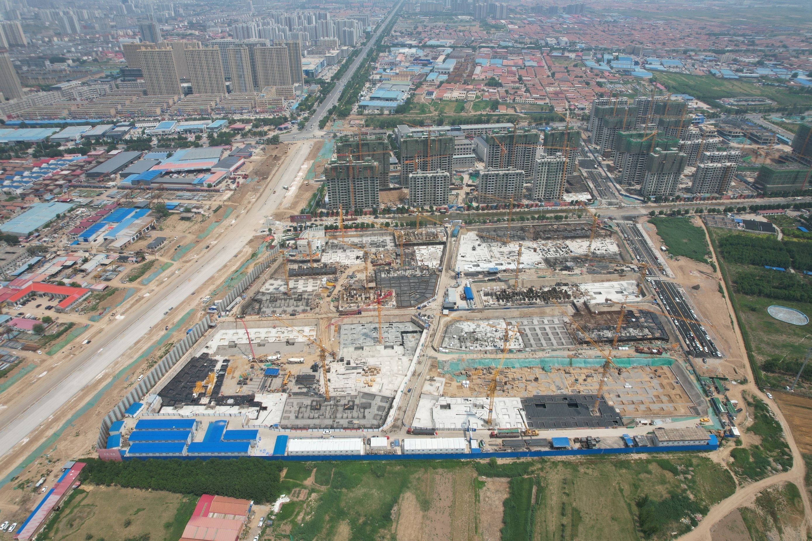 天成鸿园实景图