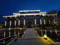 曲靖如意湖小区夜晚实景图（摄于2022.7）