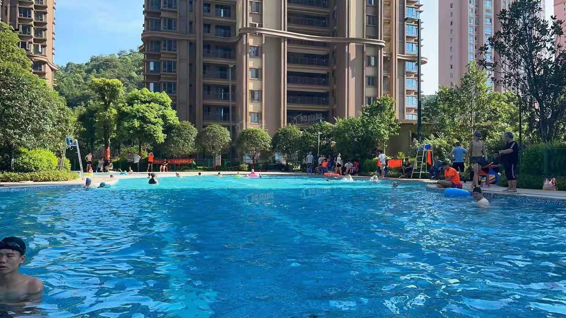 景业山湖湾实景图