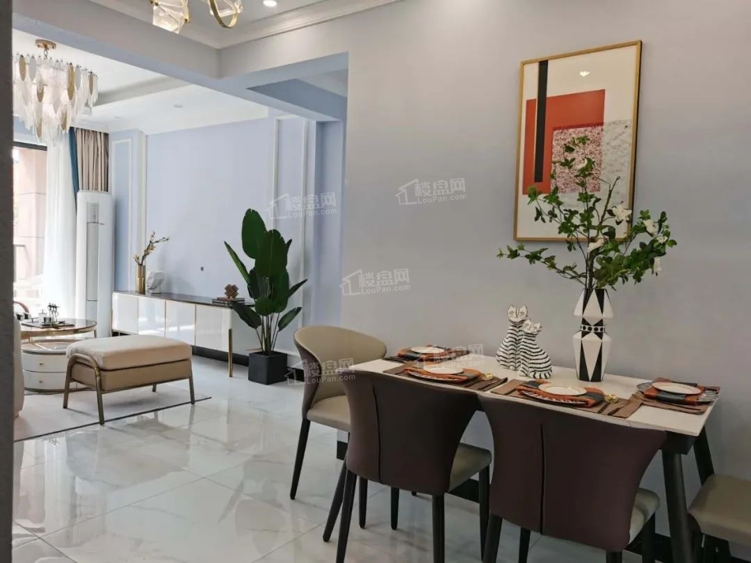 盛世华府1#楼107平样板间