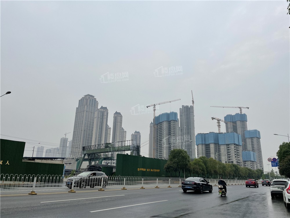 武汉卓越大江效果图_实景图_样板间-武汉楼盘网