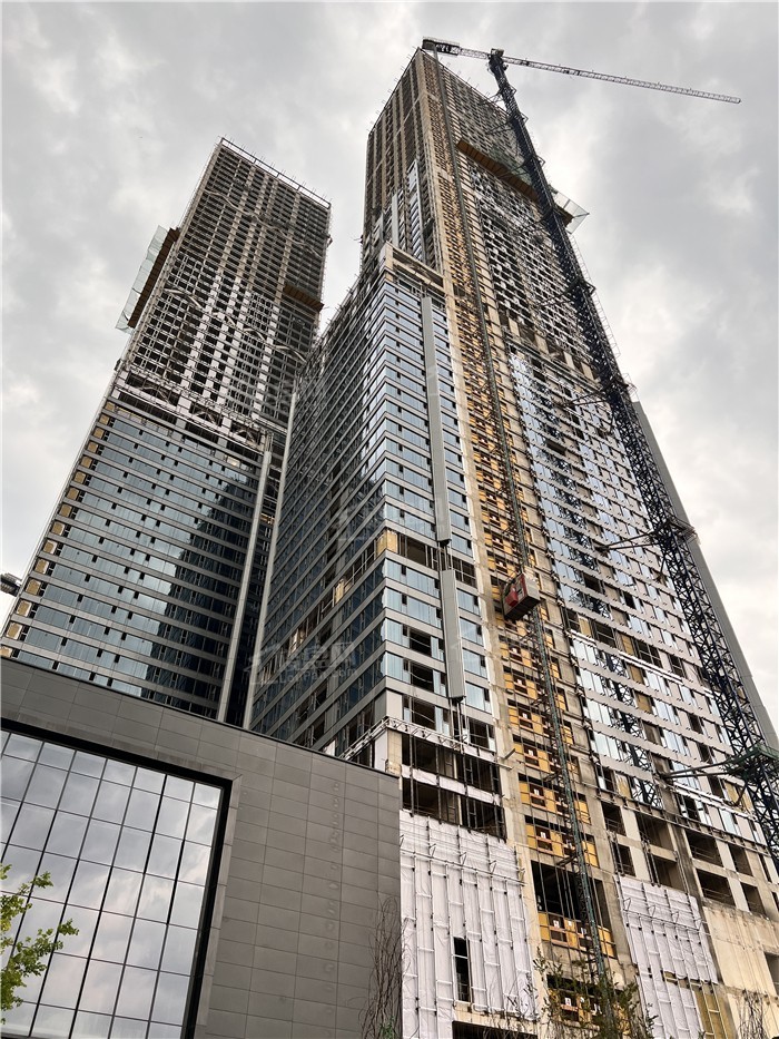 绿城卓越傲旋城