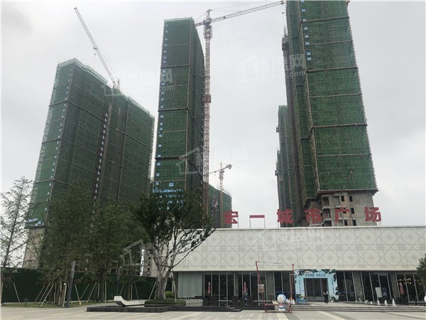 宏一·城市广场实景图