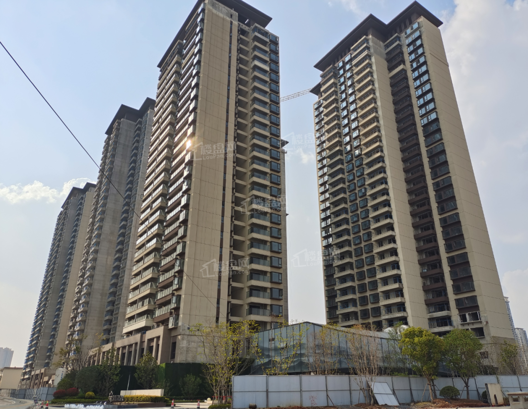 世茂璀璨世家实景图