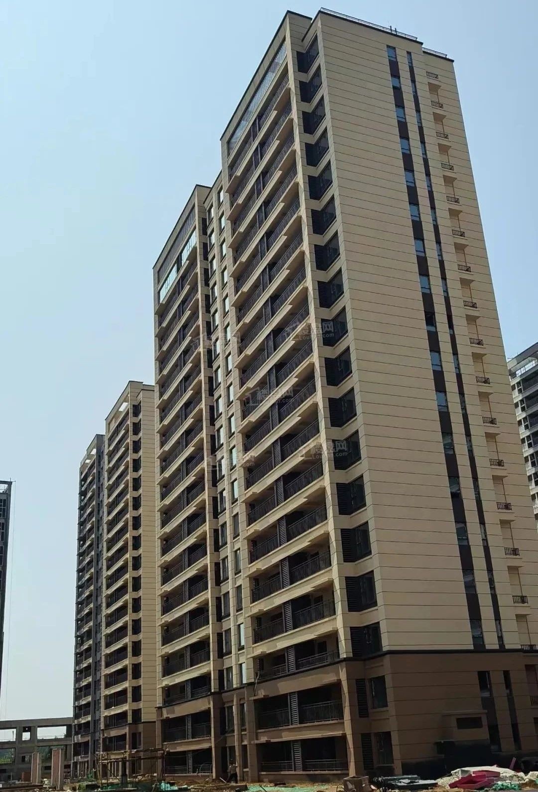 潍城买房梁城首府开发商怎么样?实地看房见真章!