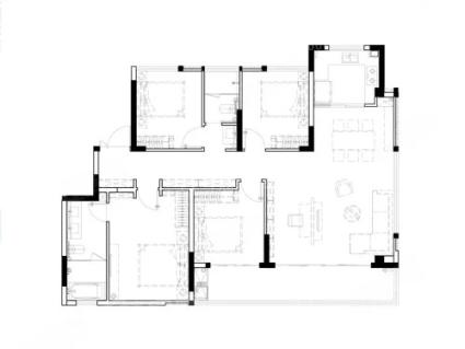 4室2厅2卫1厨， 建面133平米