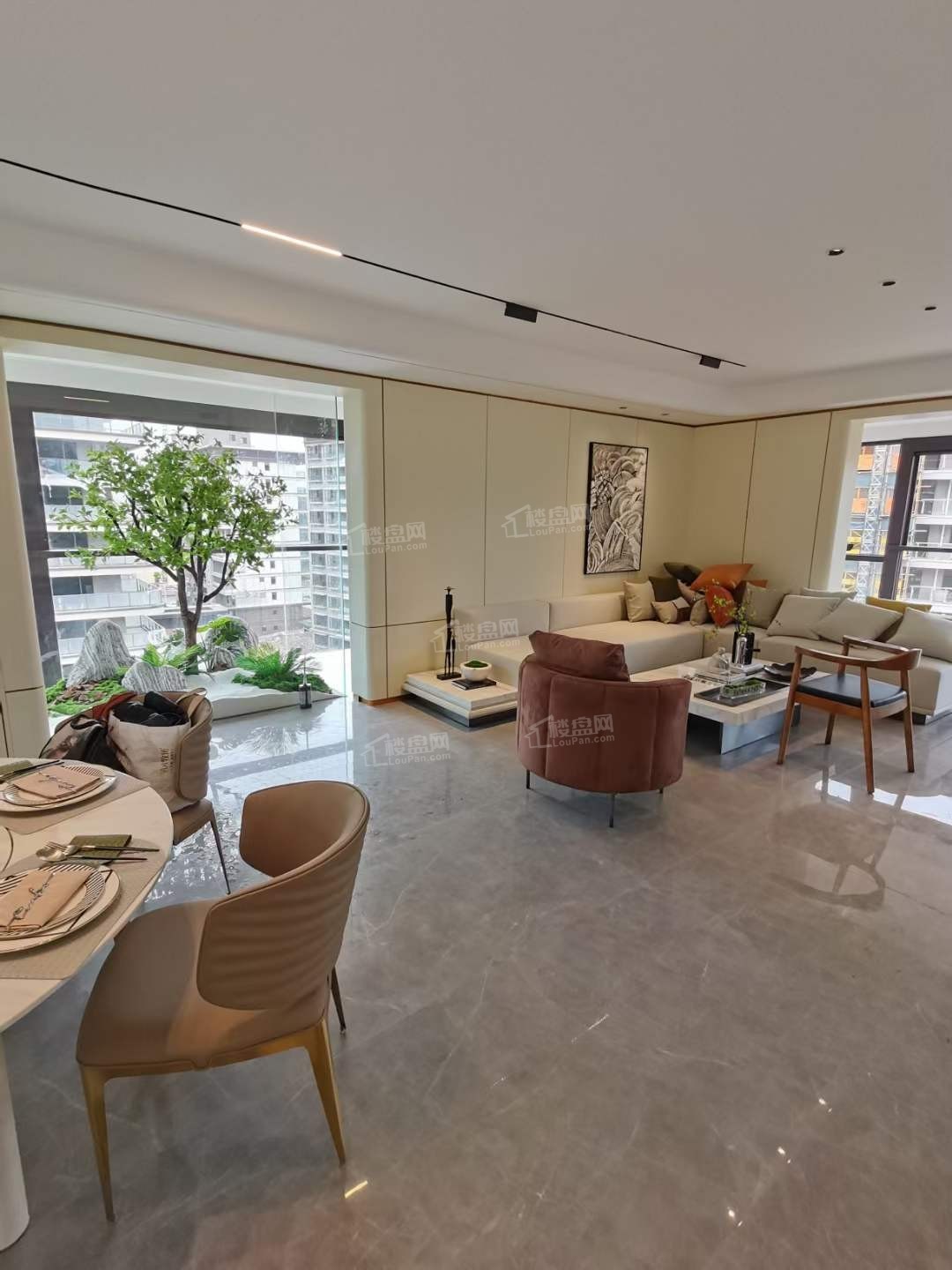 寥廓府邸紫园样板间