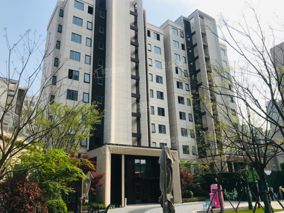 大华锦绣四季澜悦实景图