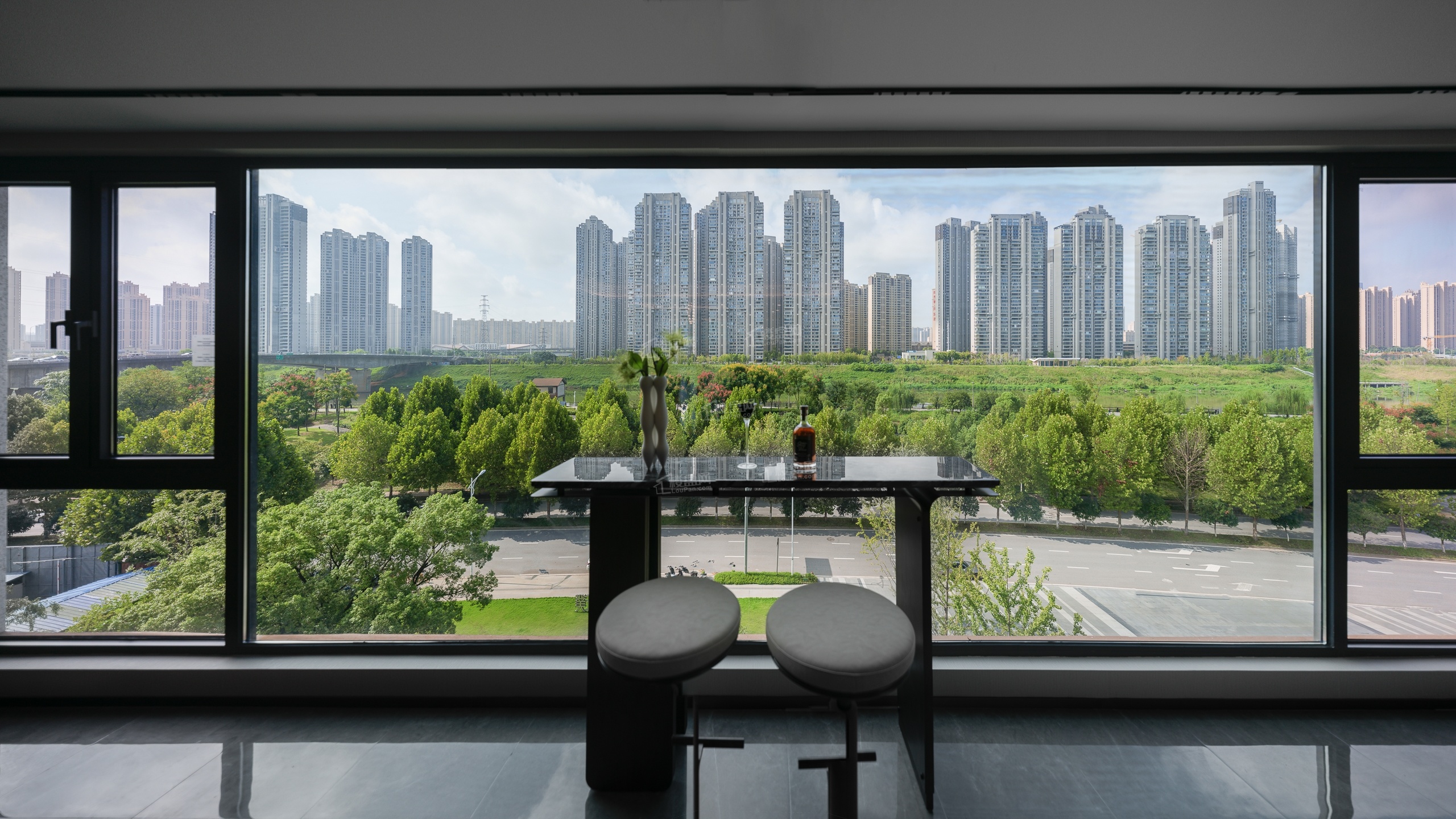 龙湖天璞实景图