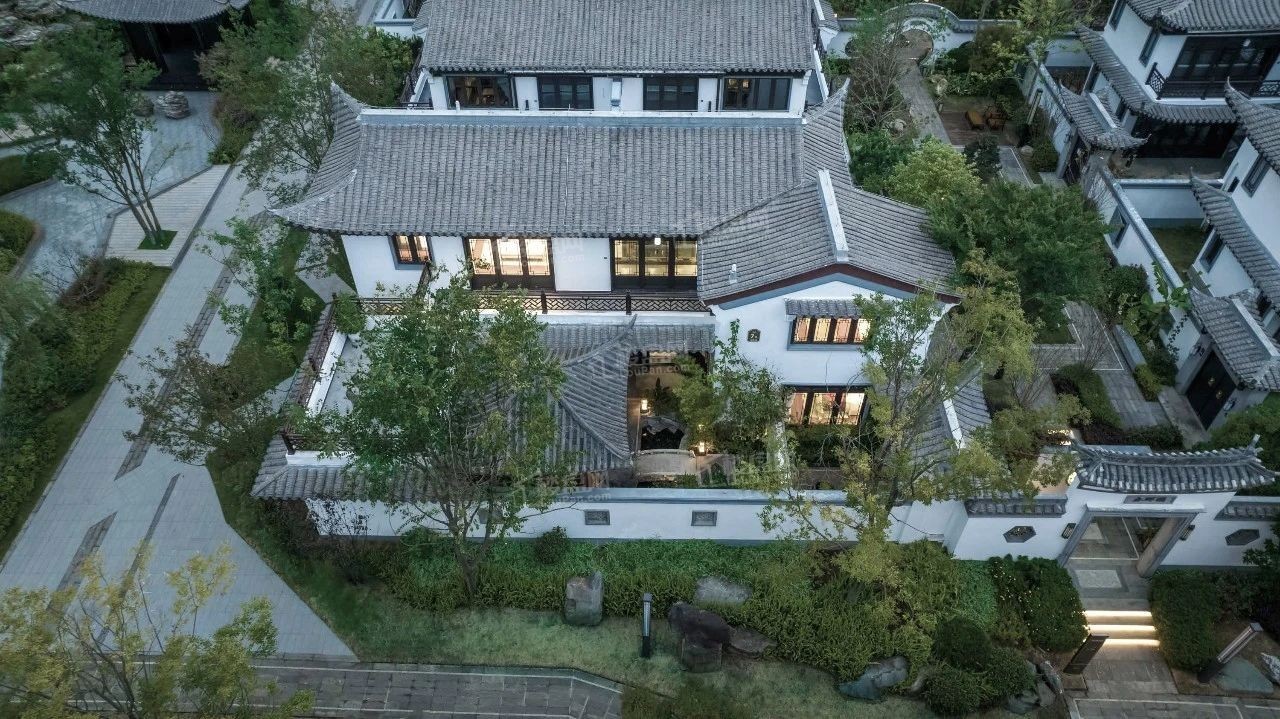 腾冲城区旅居盘,买中瑞天悦神农花屿和中森腾玥蓝山怎么样?-保山楼盘网