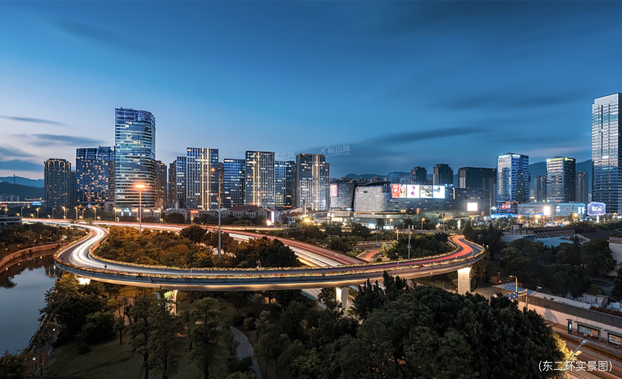 榕发誉湖主推建面约141-180㎡第四代庭院平层