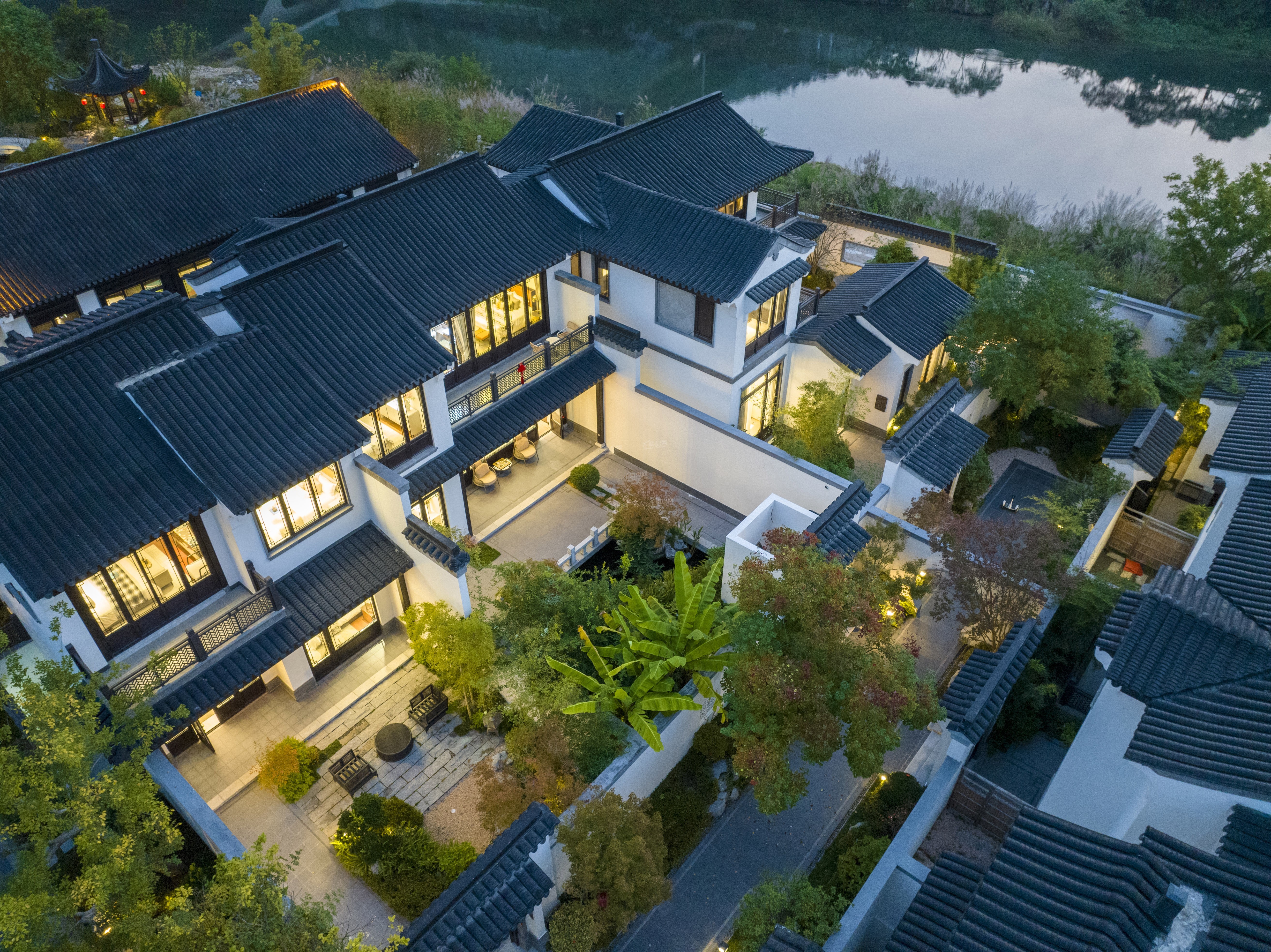灵康蓝城·杏福小镇·春风江南里实景图