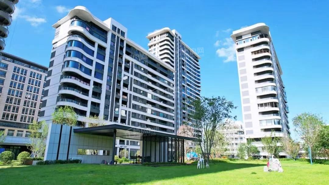 热门楼盘推荐|青建尚东郡户型选择性多吗?实地考察楼盘详情