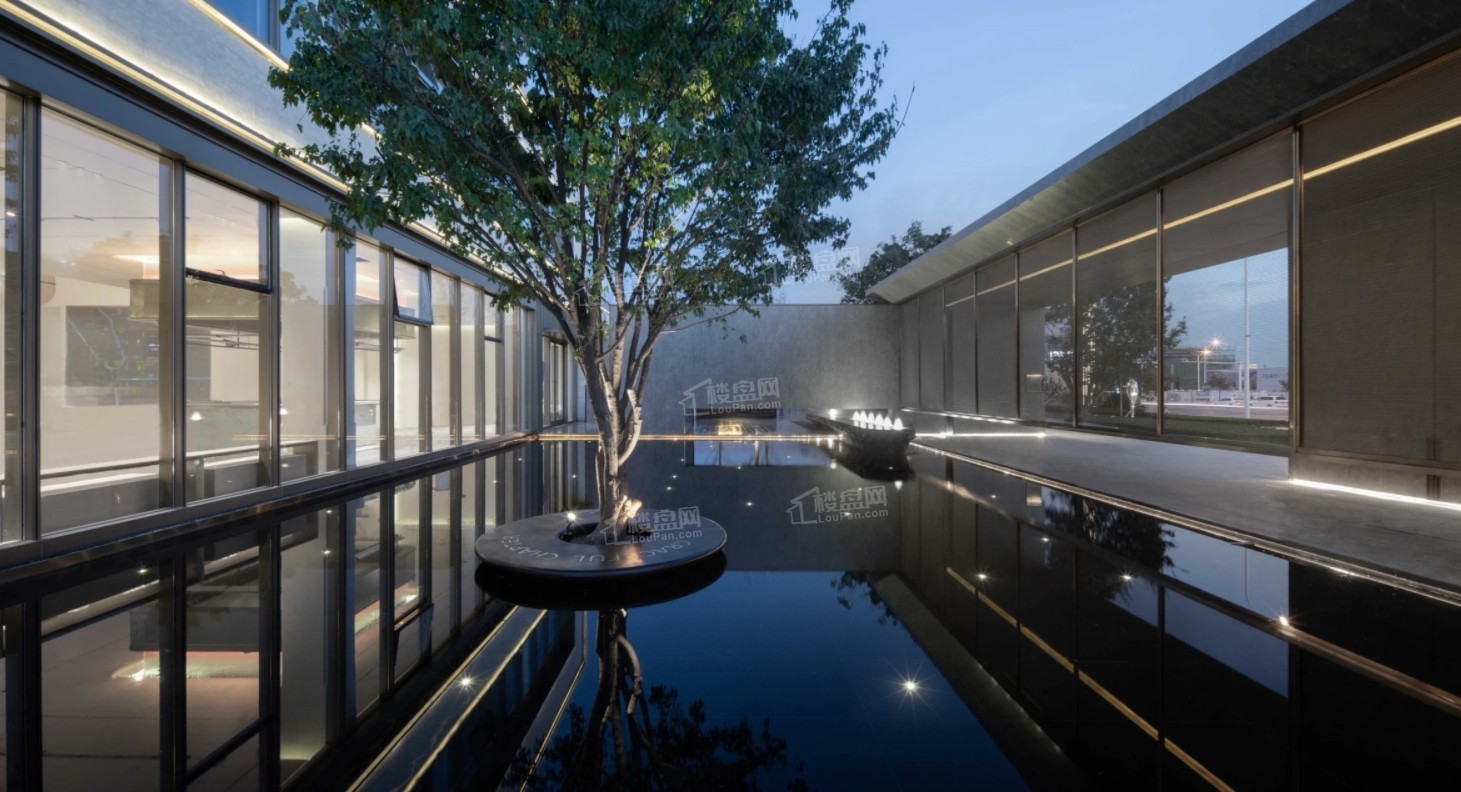 云樾玖璋商铺实景图