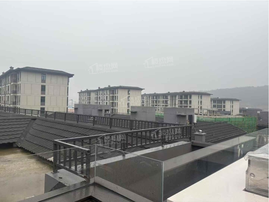 中国铁建·梦想·龙隐台实景图