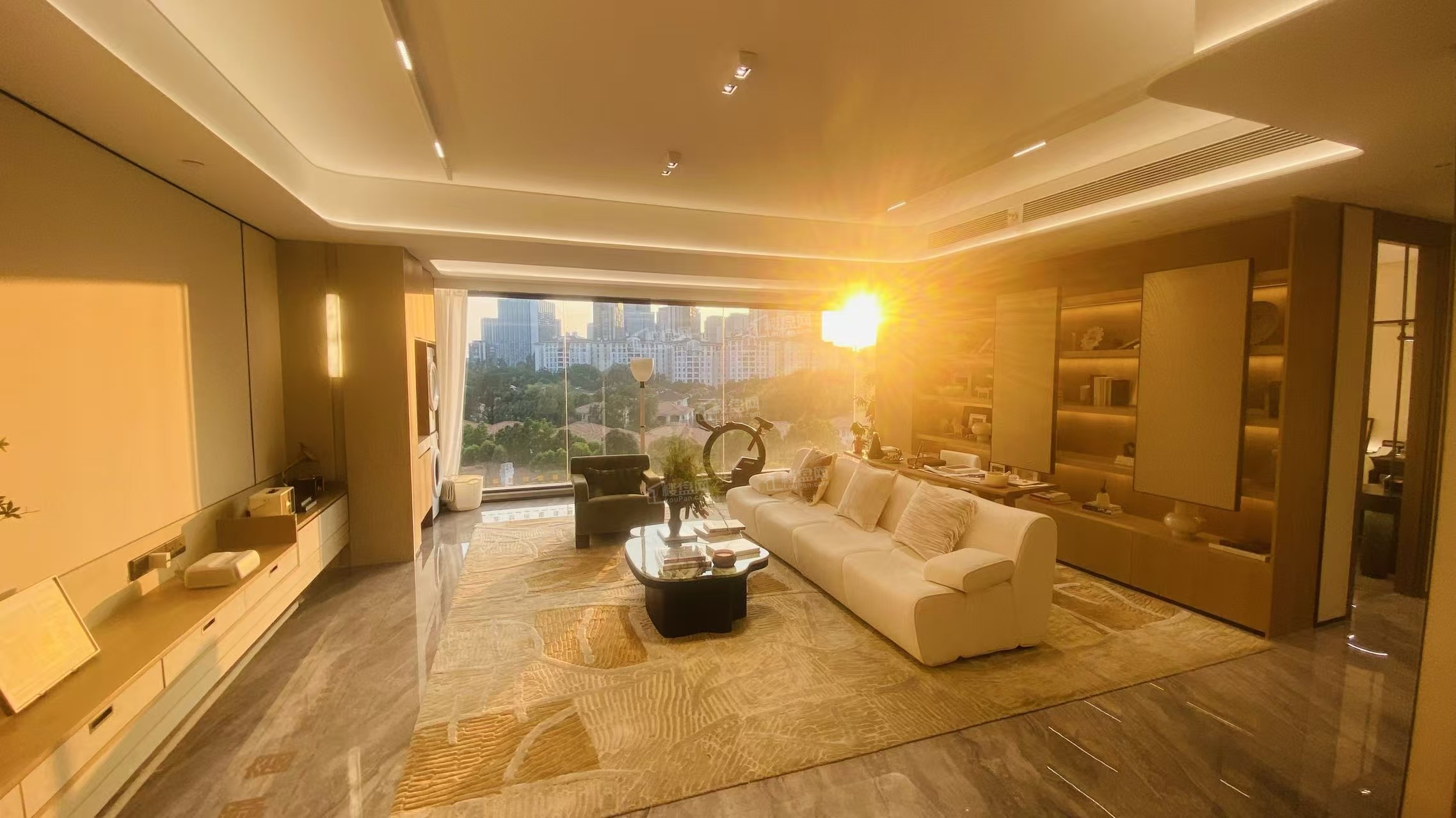 越秀万博和臻样板间