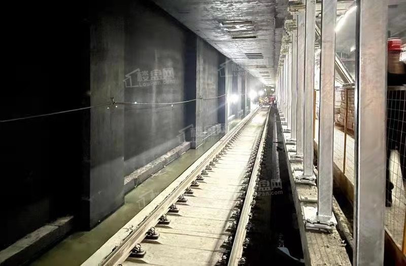 金义东市域轨道交通金义段全线16座车站进入装修