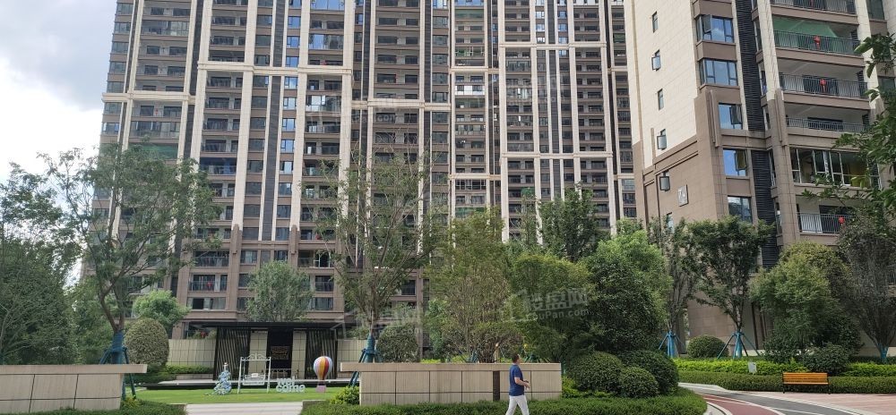 赣州市赣县城北房价贵不贵华润万橡府来告诉你