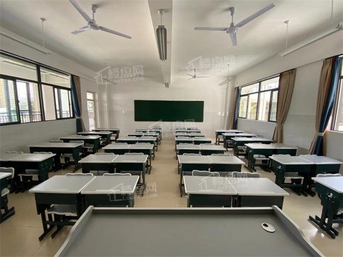 鲁班路小学3_副本.jpg