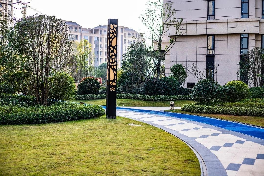 长房潭房·时代公馆二期交付在即,再现城央谧境之美!