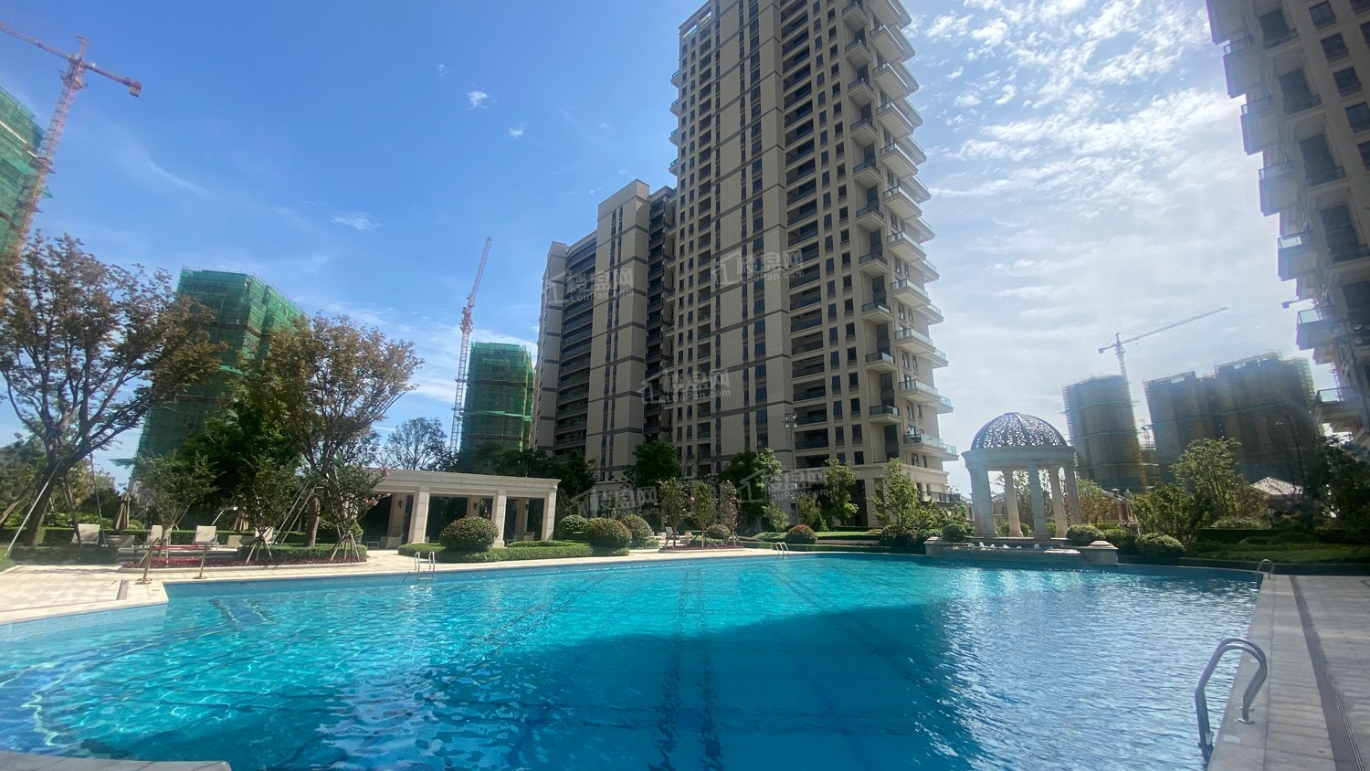 新湖绿城·海上明月参考价格:均价8500元/㎡楼盘地址:启东市圆陀角