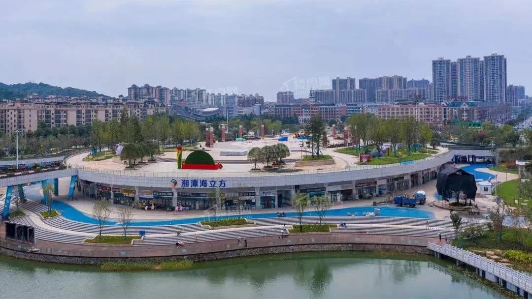 天易江湾广场| 6折起买金铺,当无忧大掌柜!-湘潭楼盘网