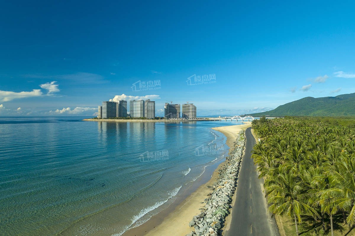 万宁滨海时代澎湃来袭看融创日月湾如何逆袭