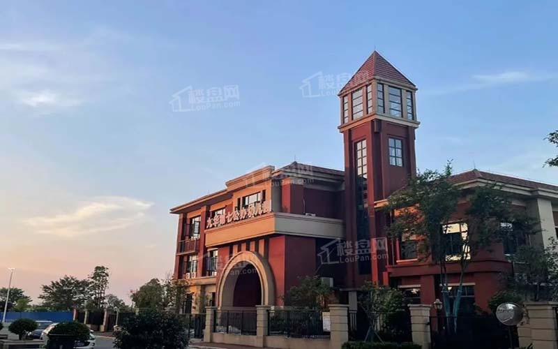 九华第七公办幼儿园湘江富力城,长沙南湘江湾区约249万