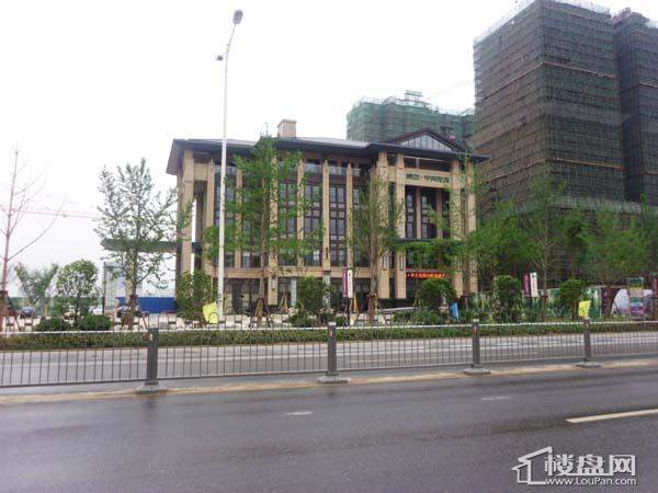 /upfile/borough/pic_shijing/2013/06/13/image51b943566f9f30.58719286.jpg
