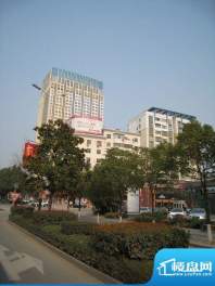 LOFT阳光公寓实景图20120313 (2)