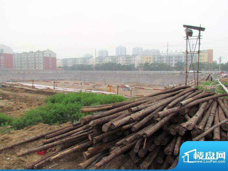 现代·海棠湾项目工地实景图1（7.11）