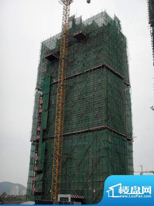 保利香榭里公馆7#楼-屋面造型完成(2012