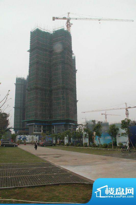 中国铁建荔湾国际城项目外景，较高为1、