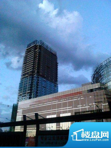 万博广场施工进度（2012.09）