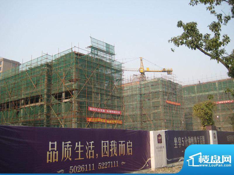 尚城公馆项目现场建筑实景图（2010.11.