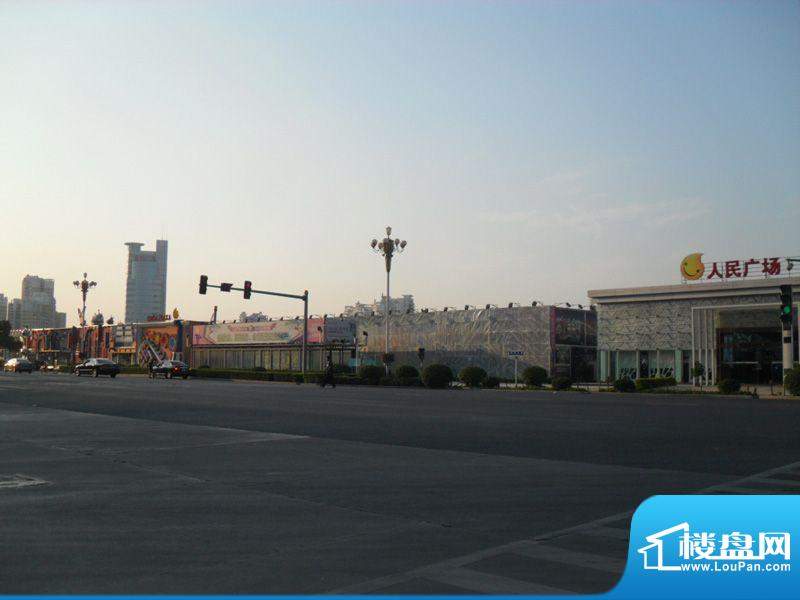人民广场欢乐城外景图（2011-11）