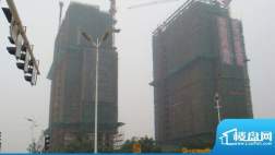天泰青城1、2号楼施工外景图（2011.06）