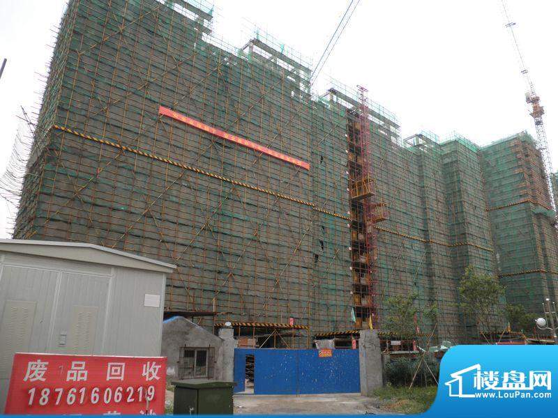江畔明珠广场二期在建施工实景图（2010