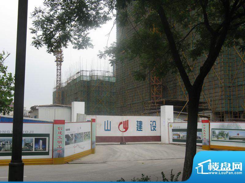 江宁1号项目工地入口（2010.8）