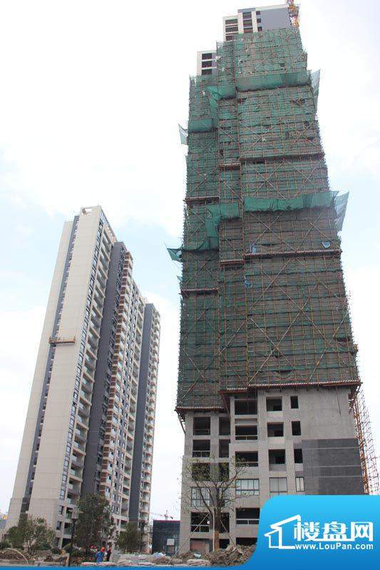 九方城一期26#、21#楼工程进度（2012.0