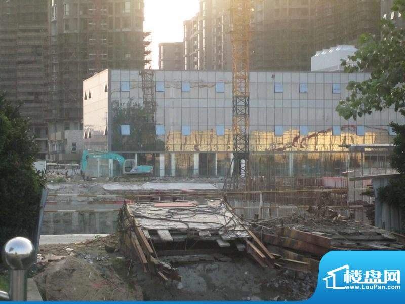 苏建国际城工程主体目前在进行地下施工