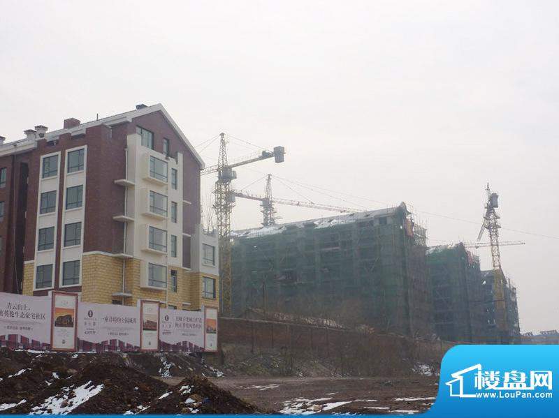 青云郡一期多层楼体施工实景图(2011030